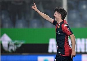 米体：如果泽林斯基离队，国米想要热那亚的弗伦德鲁普