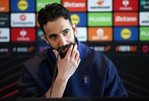 记者：采访过阿莫林后，终于知道为何葡体球员都愿意为他赴汤蹈火