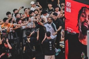 一路黔行&多彩贵阳 亲近球迷&观赏球局 DVD China Tour Day3 贵阳