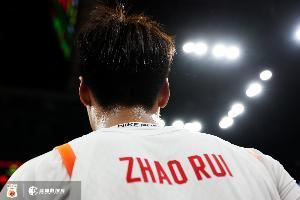 形势大好！三节打完中国男篮手握15分领先 阵中5人得分上双