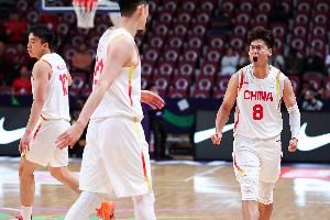 力克韩国！媒体人：这球赢在防守 也赢在我们内线锋线足够立得住