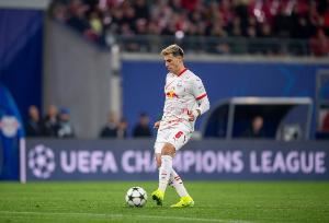 全市场：西汉姆联与那不勒斯、都灵竞争埃尔马斯，已进行重要询价