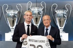 trivela：皇马将马斯坦托诺注册到二队，被质疑为是钻法规的空子