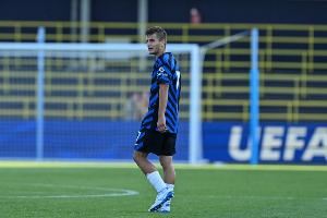 罗马诺：乌德勒支求购20岁中场贝伦布鲁赫，但遭到国米的拒绝