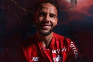 官方：里尔300万欧总价签下印尼归化国脚费尔东克