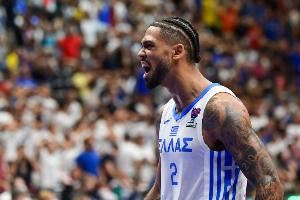 难阻失利！多西13中5&三分9中4 拿到14分5篮板4助攻