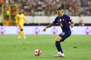 队报：法国队左后卫人才匮乏，迪涅可能以首发身份出战世界杯