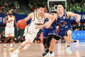 沪媒：张镇麟不仅是一个生力军 他也能成为上海的第二指挥官