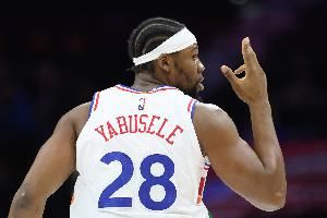 还有这缘分？亚布塞莱称刚来美国时 就在唐斯的高中和他一起训练