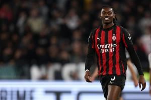 加利：莱奥错失机会应该受到批评，在中锋位置他的空间更小更难踢