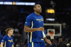 杨毅：霍福德让勇士梦回初代死亡五小 约基奇很久没在场副作用了